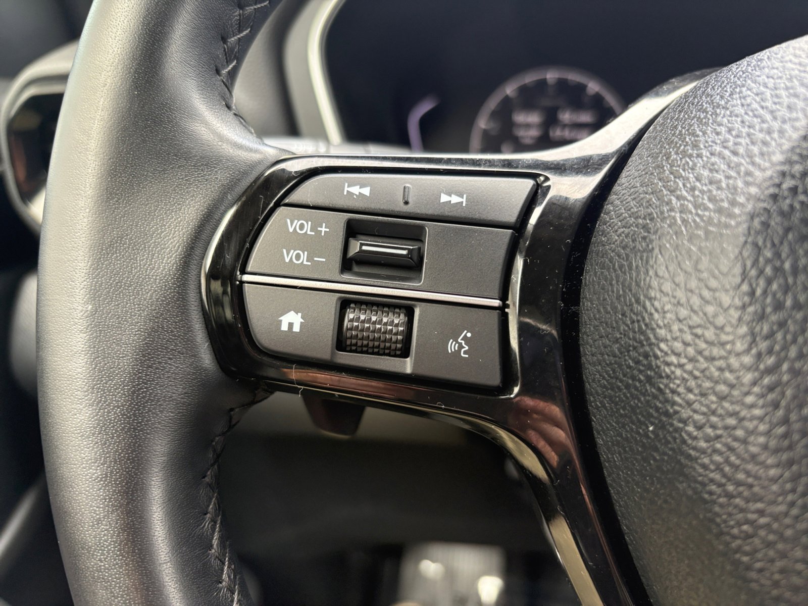 2023 Honda Pilot Touring photo 8