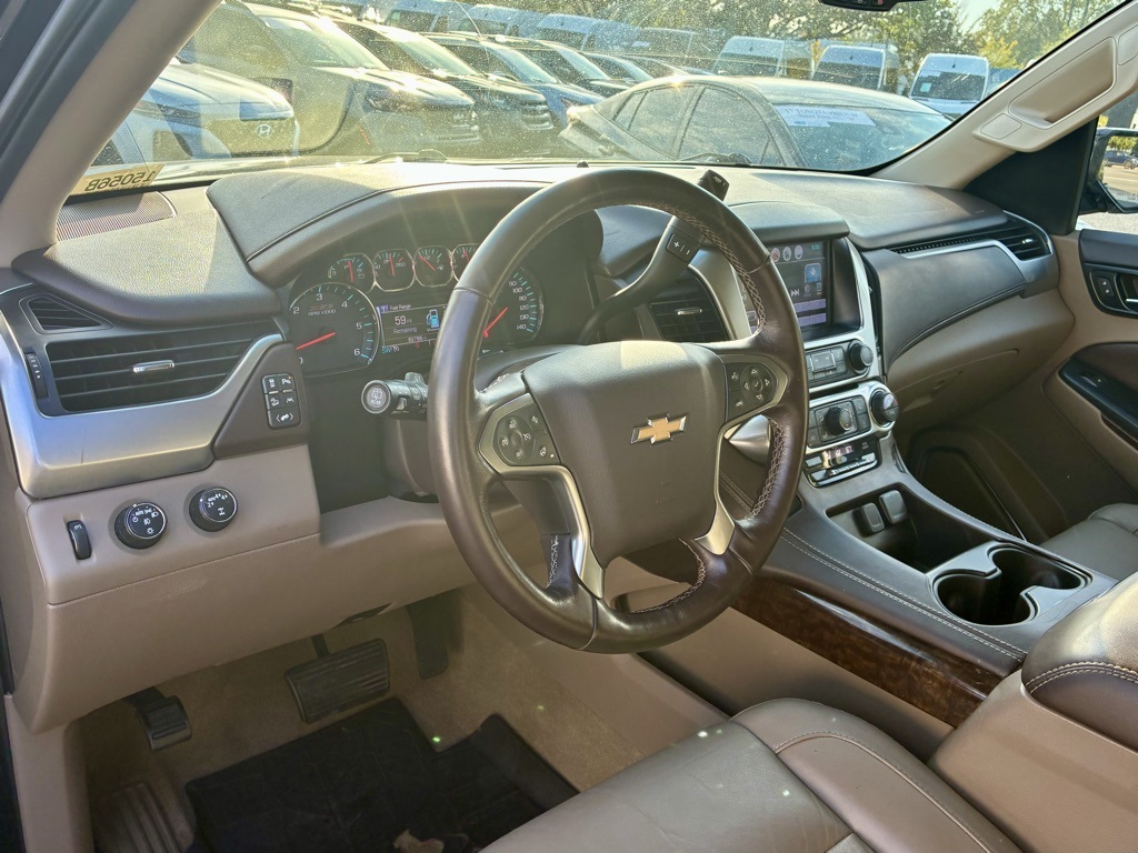 2018 Chevrolet Tahoe LT photo 3