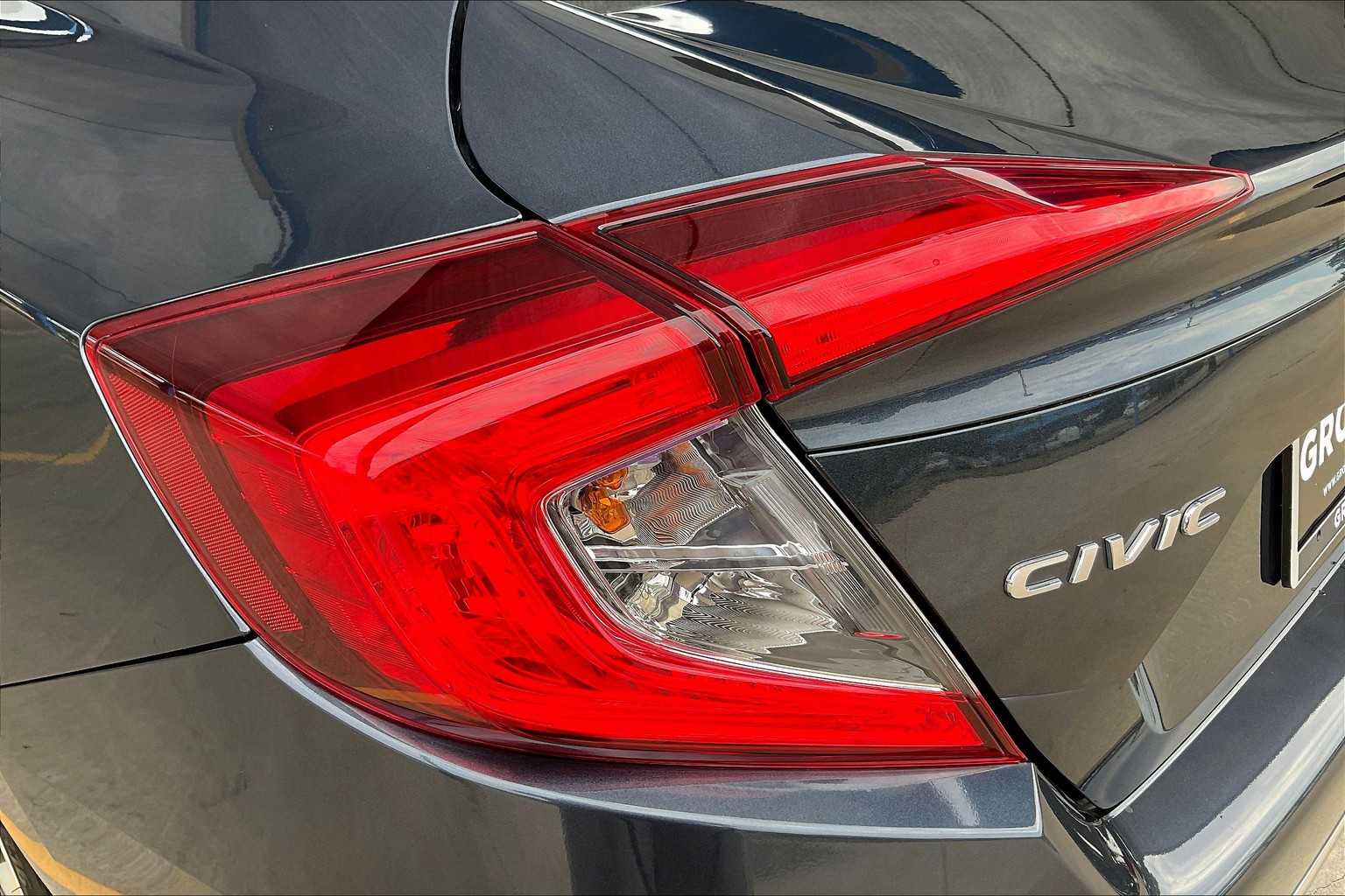 2020 Honda Civic LX photo 26