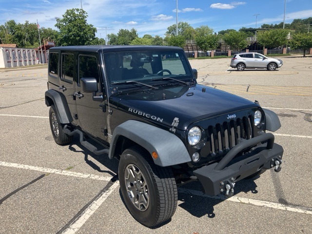 2015 Jeep Wrangler Unlimited Rubicon photo 3