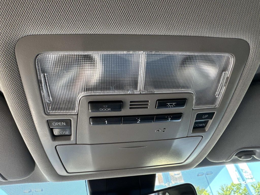 2019 Toyota Highlander SE XLE photo 20