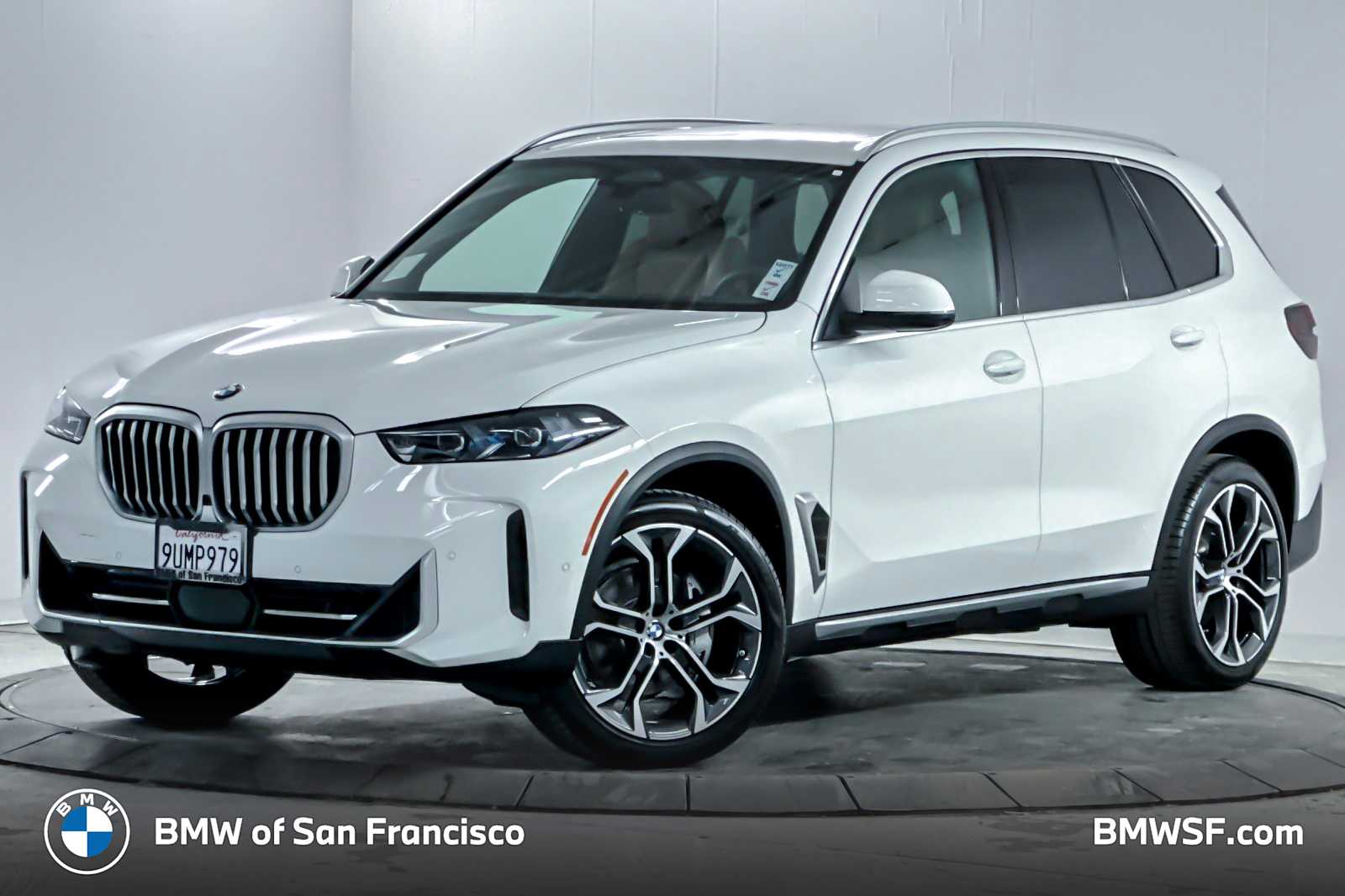 2026 BMW X5 40i's photo