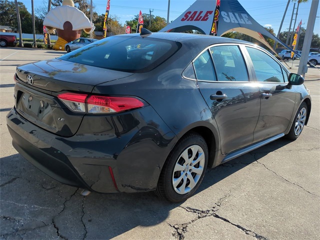 2023 Toyota Corolla LE photo 4