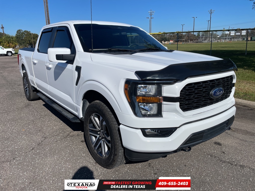 2023 Ford F-150 XL's photo