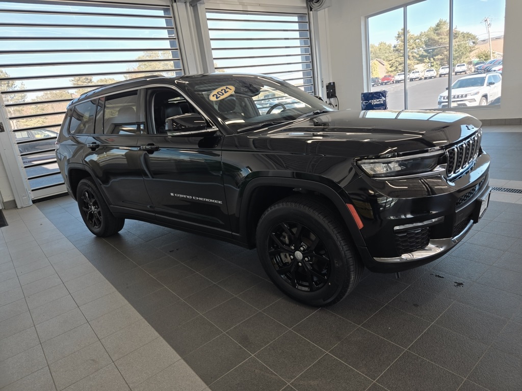 2021 Jeep Grand Cherokee Limited photo 2