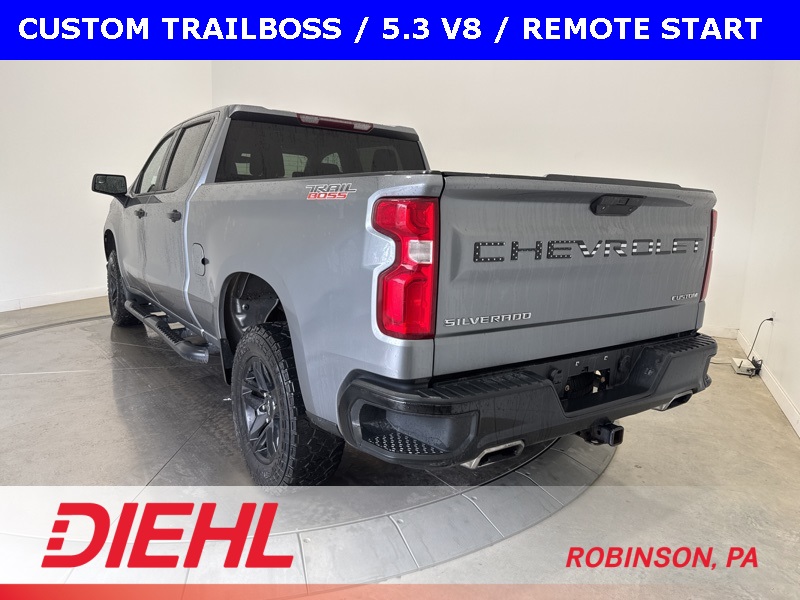 2019 Chevrolet Silverado 1500 Custom Trail Boss photo 2