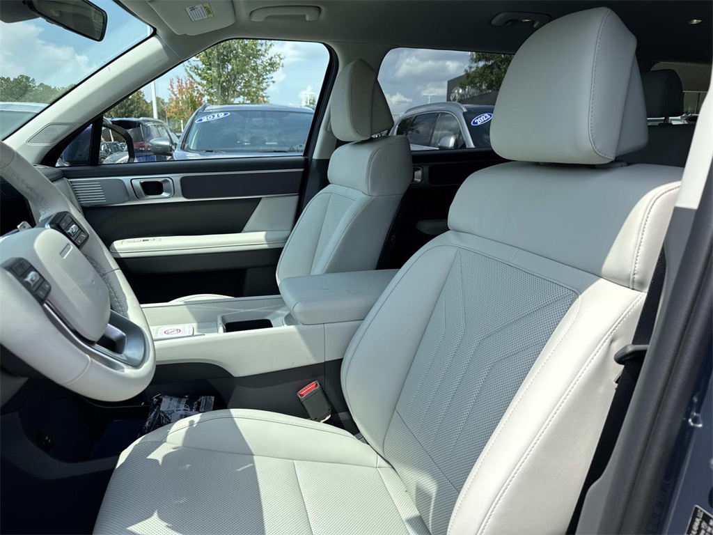 2026 Hyundai Santa Fe SEL photo 6