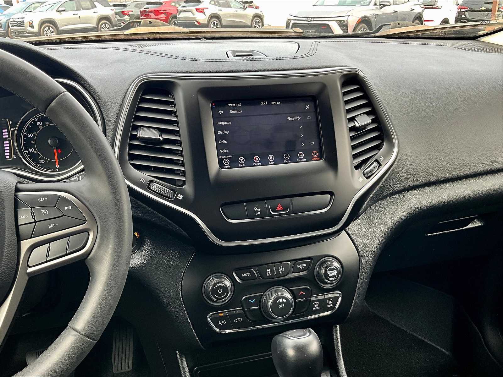 2020 Jeep Cherokee Latitude photo 17