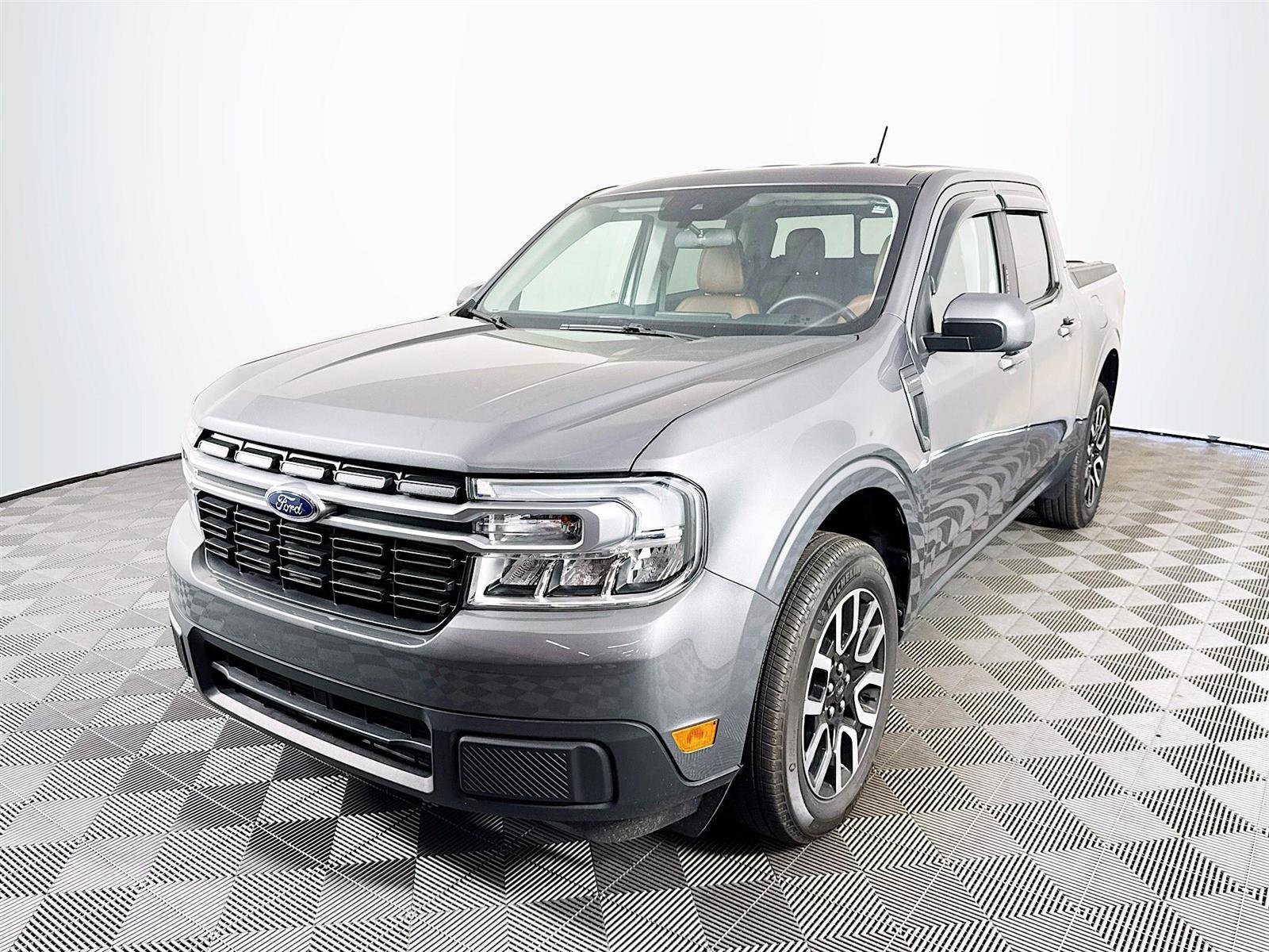 2023 Ford Maverick Lariat's photo