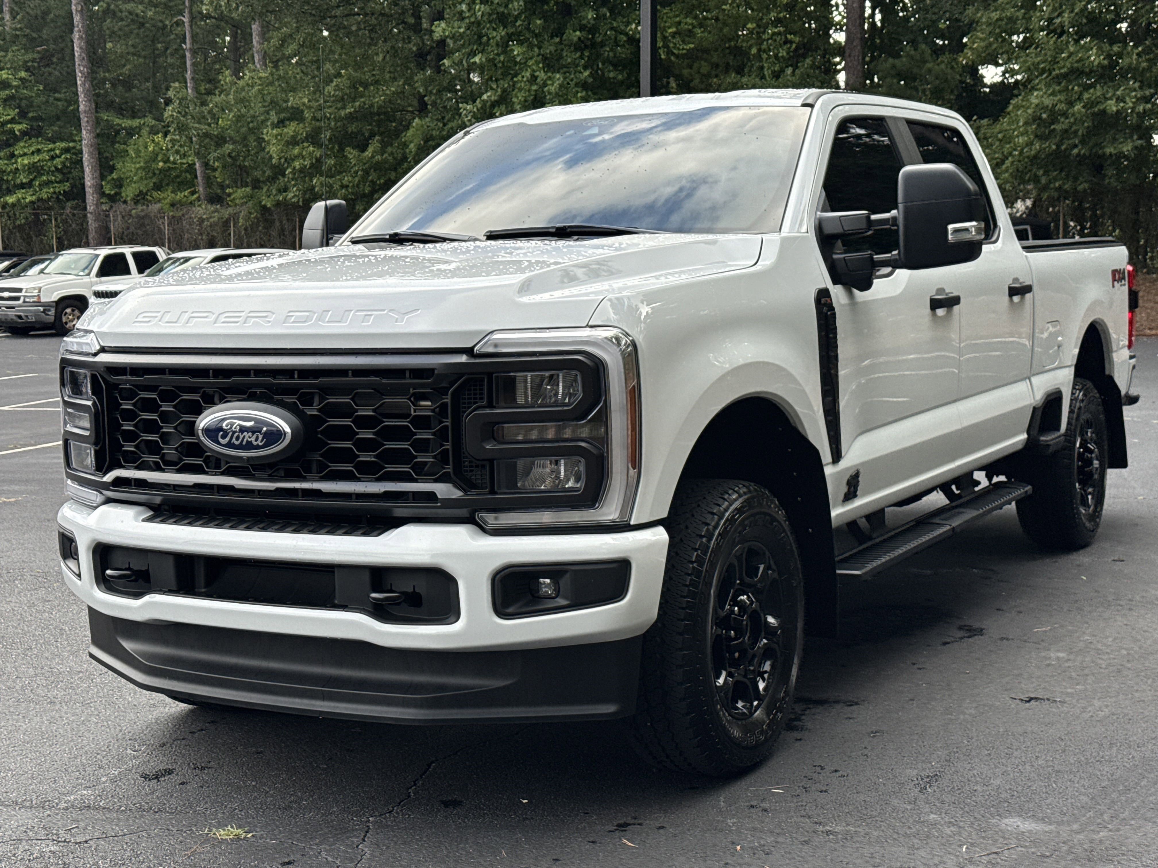 2024 Ford F-350 XL photo 3
