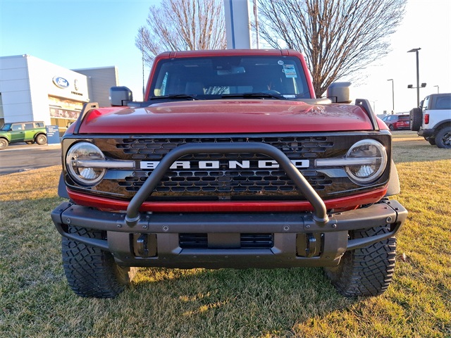 2024 Ford Bronco Wildtrak photo 2