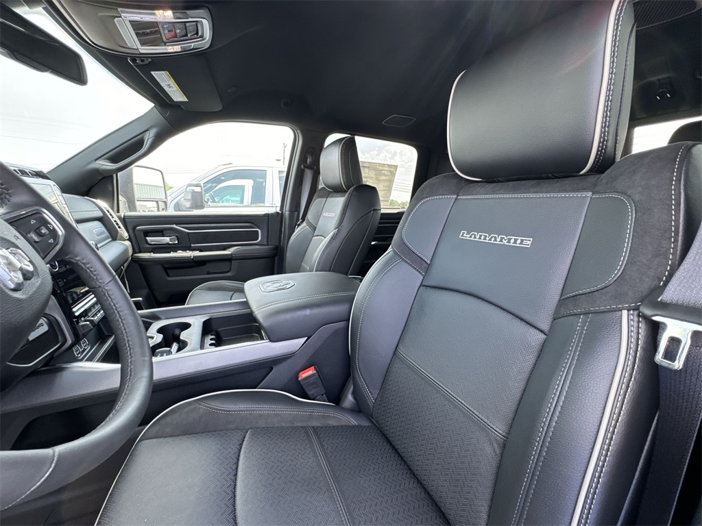 2024 Ram 2500 Laramie photo 11