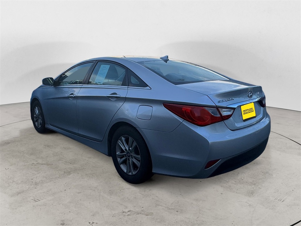 2014 Hyundai Sonata GLS photo 3