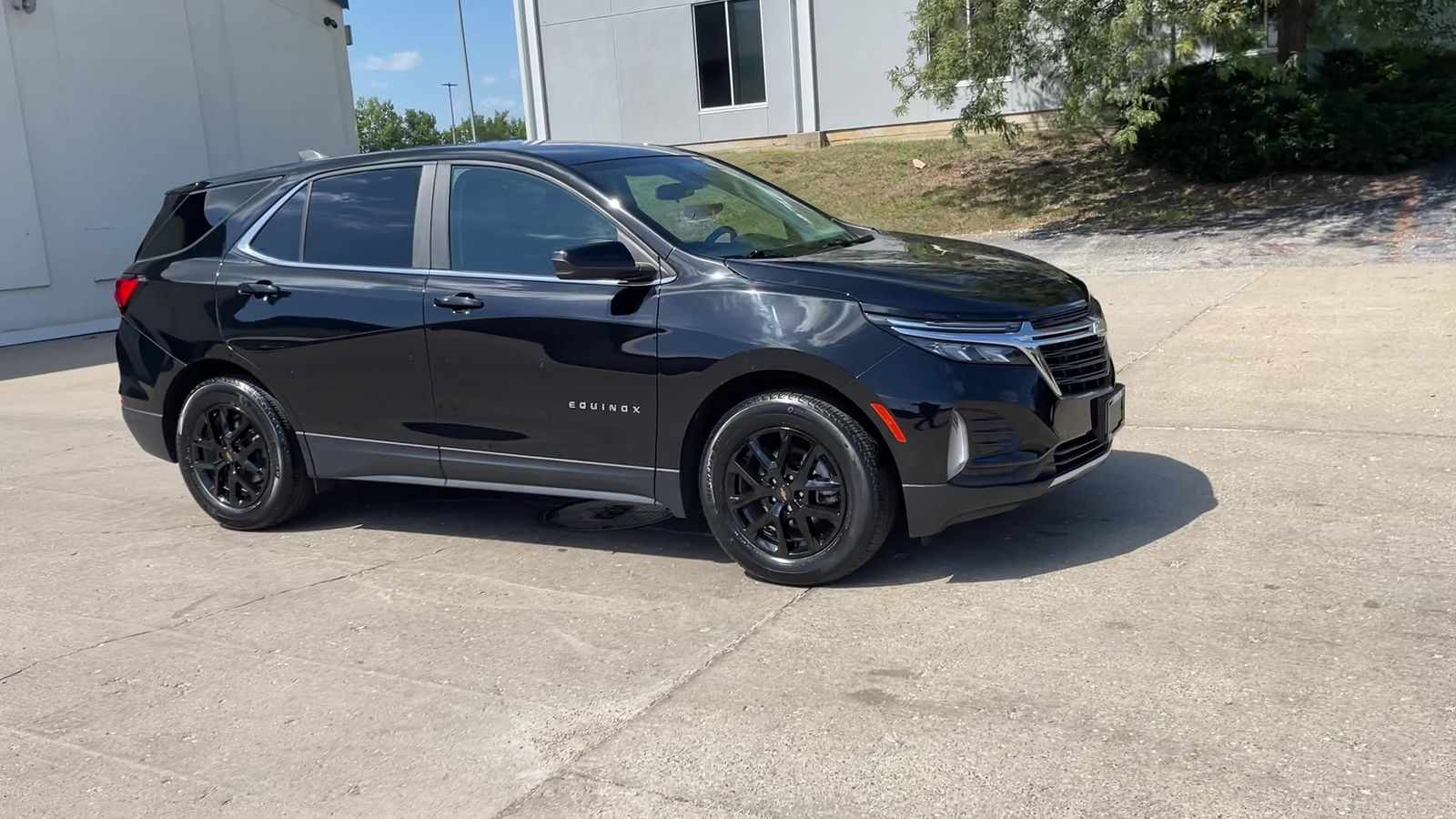 2022 Chevrolet Equinox LT photo 17