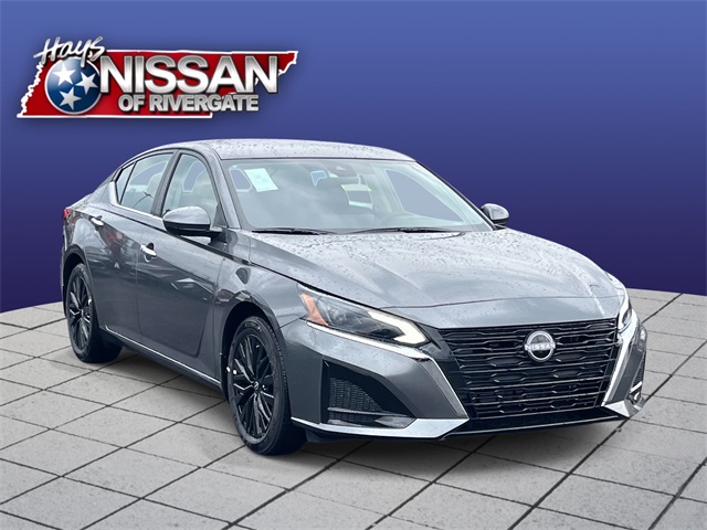 2025 Nissan Altima SV's photo