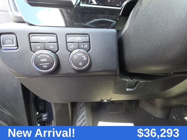 2022 Chevrolet Silverado 1500 LT photo 13