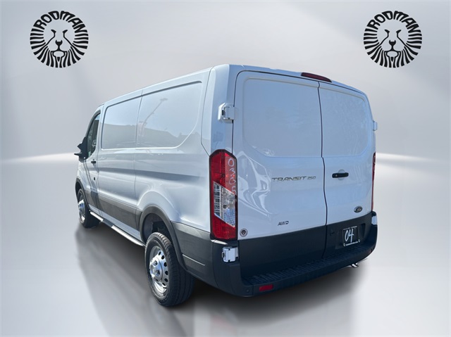 2025 Ford Transit photo 4
