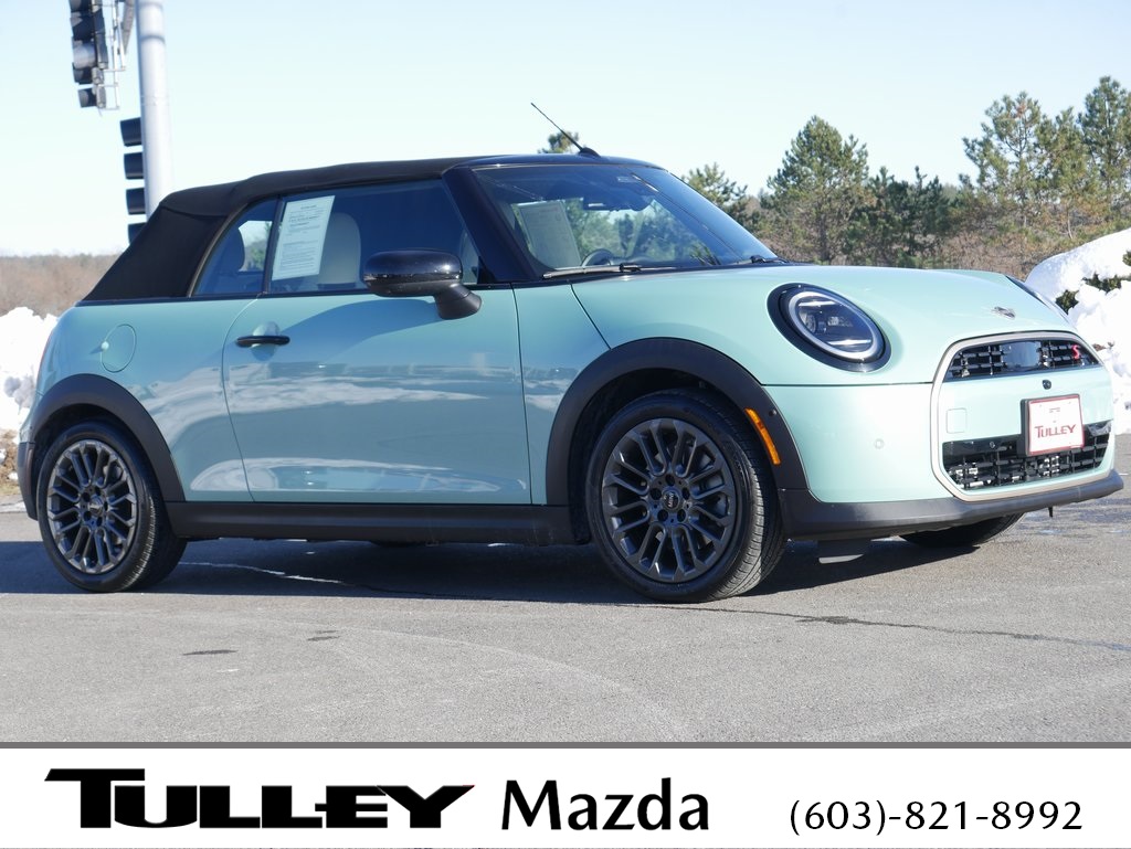 2025 MINI Convertible S's photo