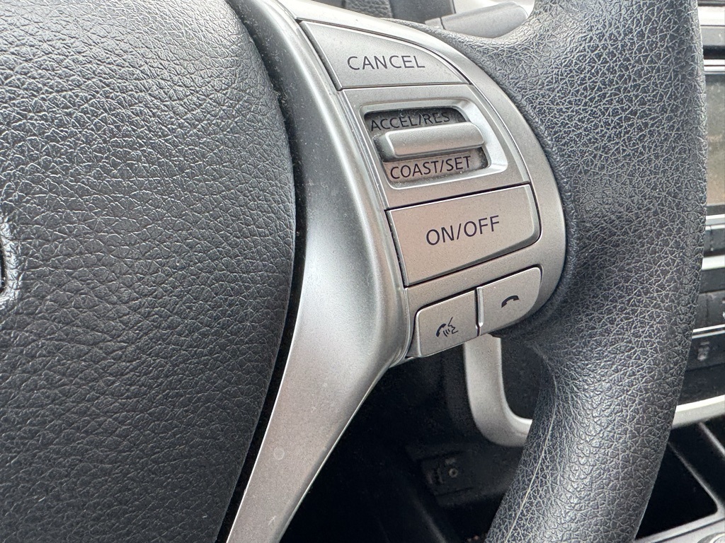 2016 Nissan Altima 2.5 S photo 18