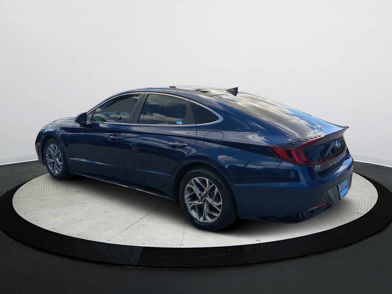2020 Hyundai Sonata Convenience SEL Premium photo 4