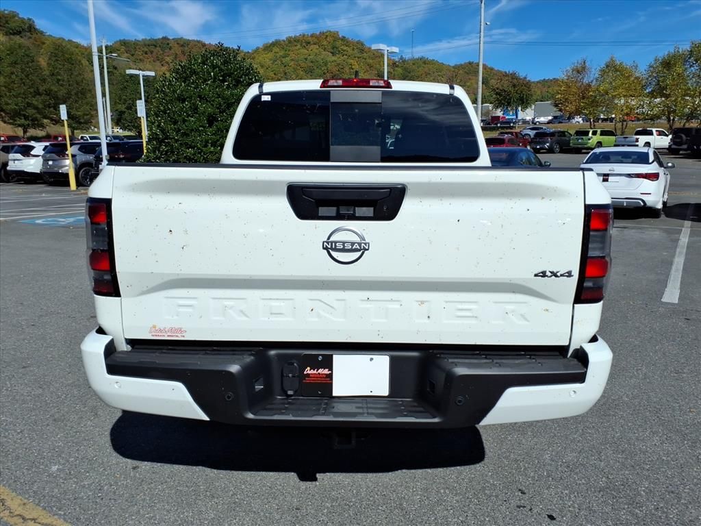 2026 Nissan Frontier SV photo 4