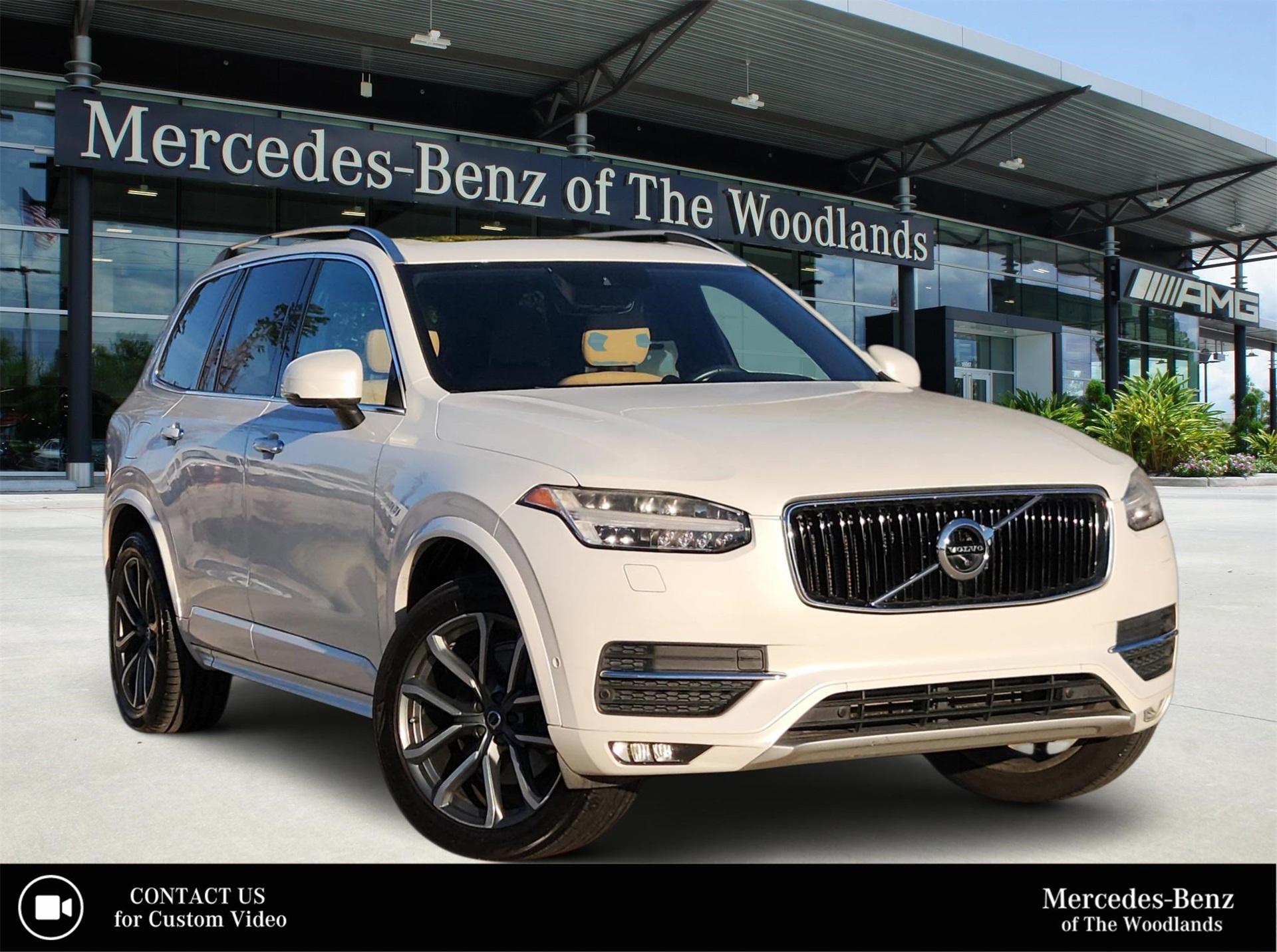 2017 Volvo XC90 Momentum's photo