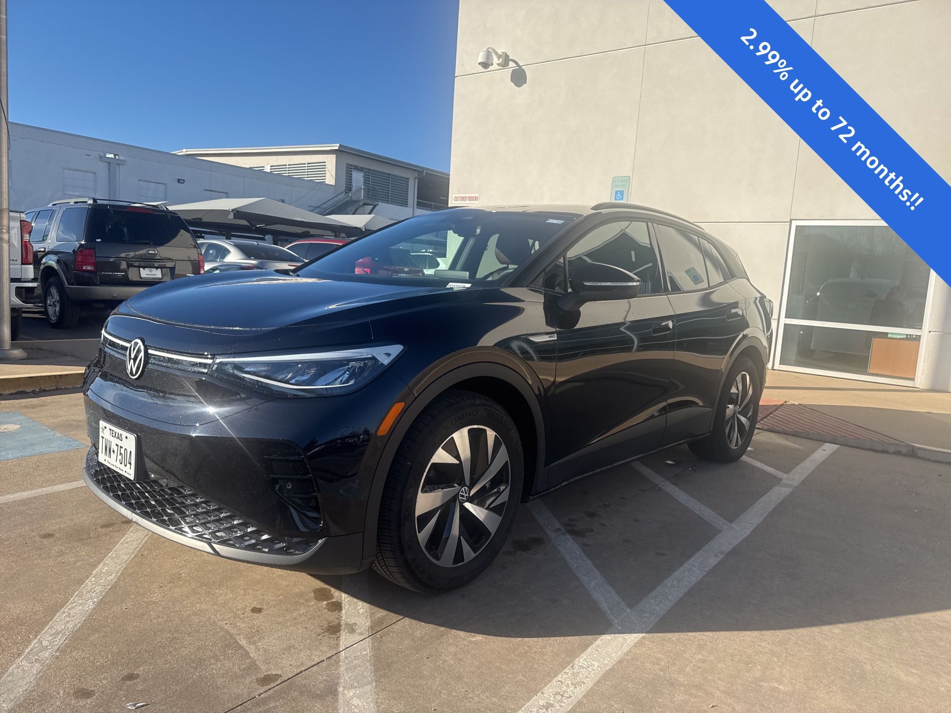 2023 Volkswagen ID.4 PRO's photo