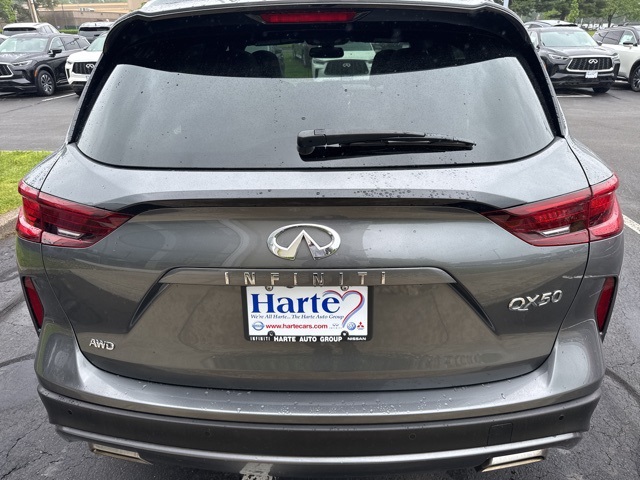 2022 Infiniti QX50 Luxe photo 4