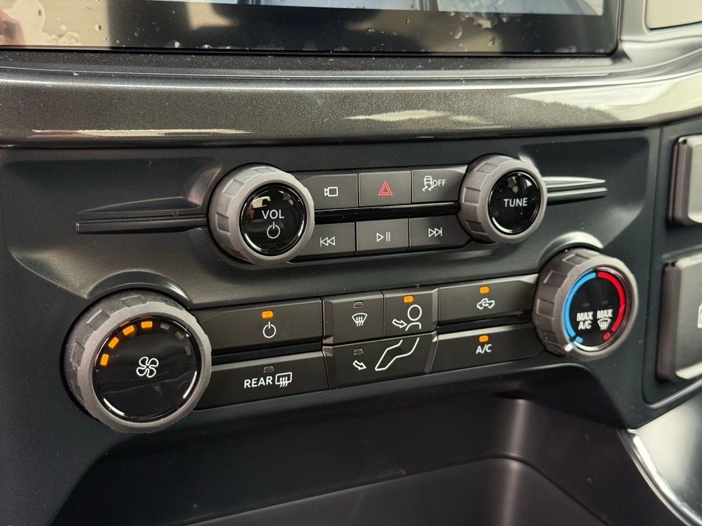 2025 Ford F-150 STX photo 10