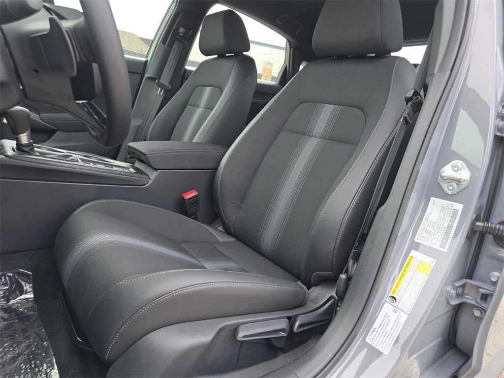 2025 Honda Civic Sport photo 11