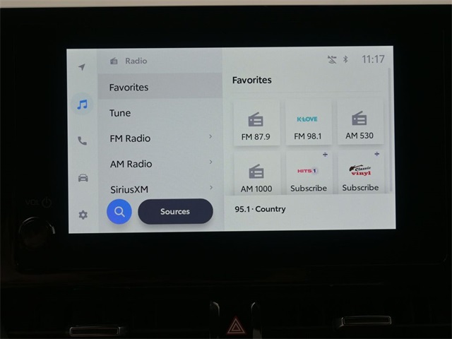 2025 Toyota Corolla SE photo 3