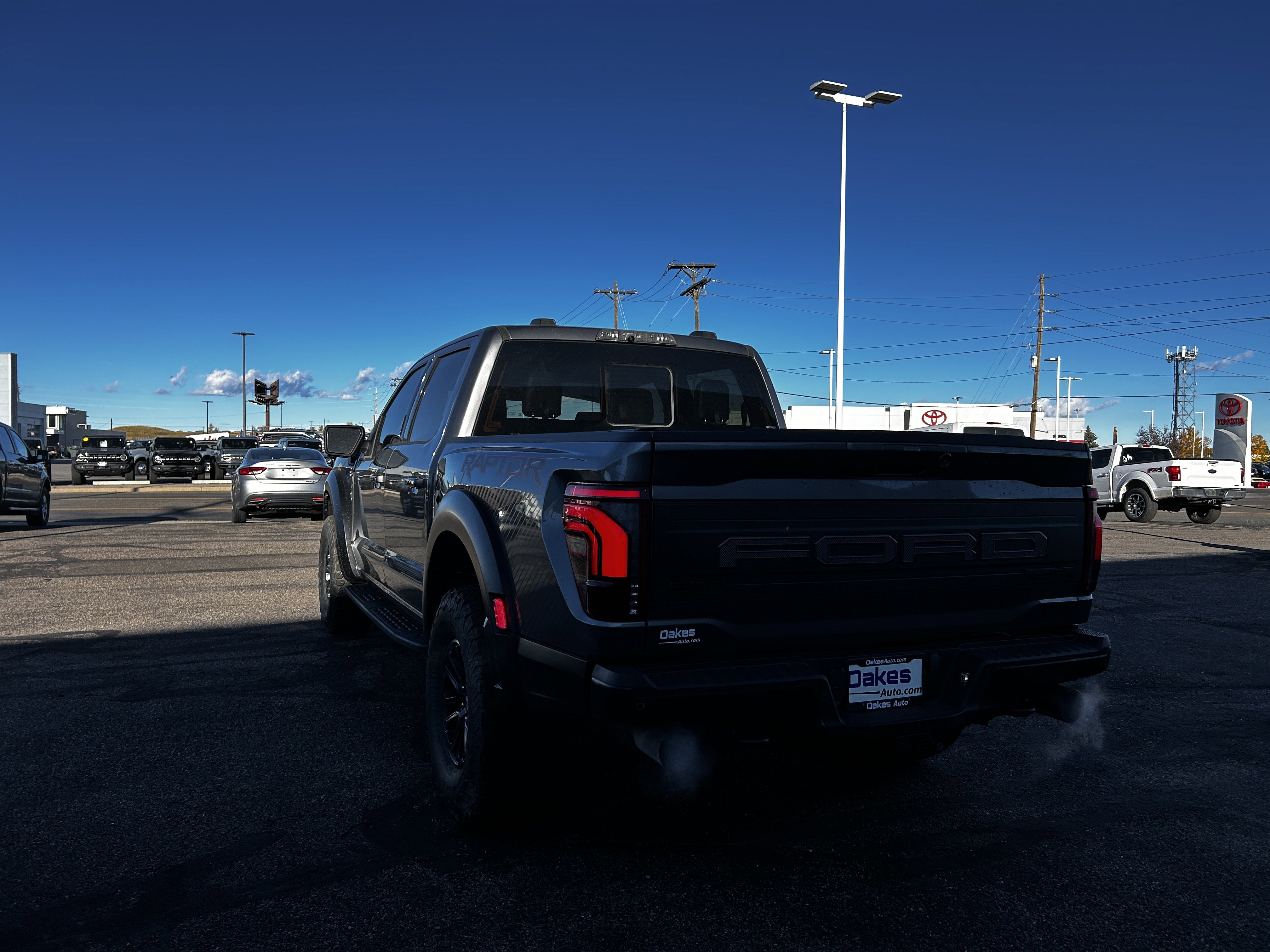 2024 Ford F-150 Raptor photo 3