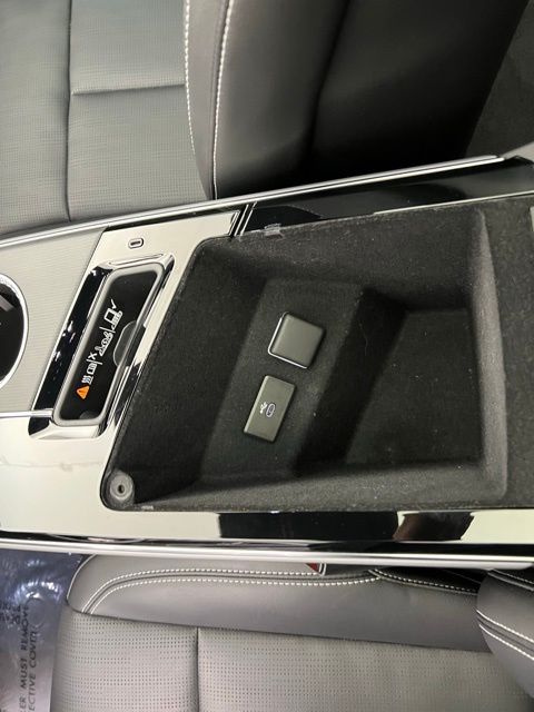 2024 Cadillac Lyriq Sport photo 20