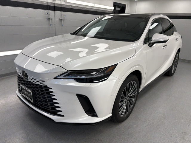 2024 Lexus RX PHEV 450h+'s photo