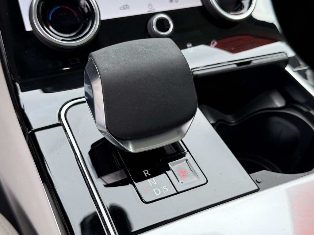 2023 Land Rover Range Rover Velar S photo 20