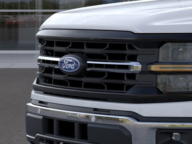 2025 Ford F-150 XLT photo 17