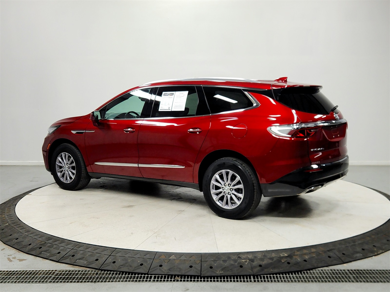 2024 Buick Enclave Premium photo 2