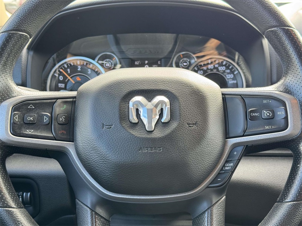 2019 Ram 1500 Tradesman photo 16
