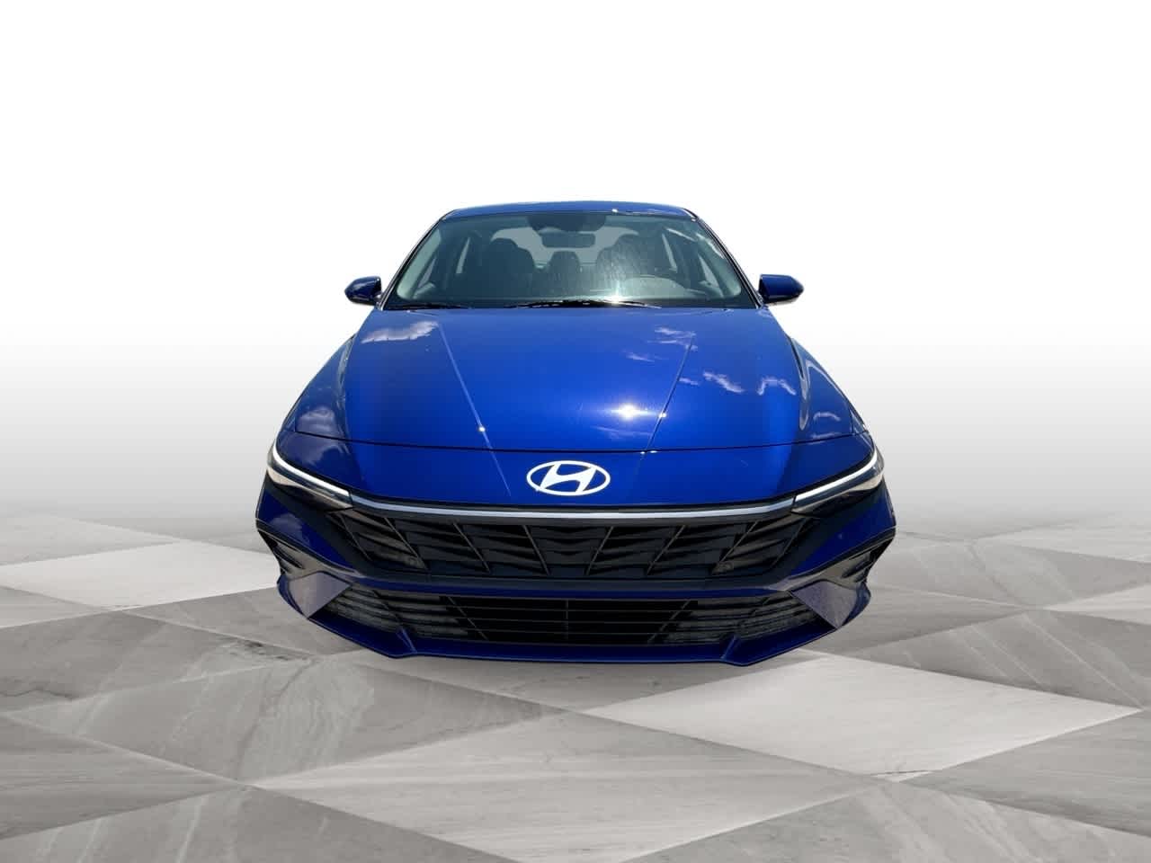 2025 Hyundai Elantra SE photo 3
