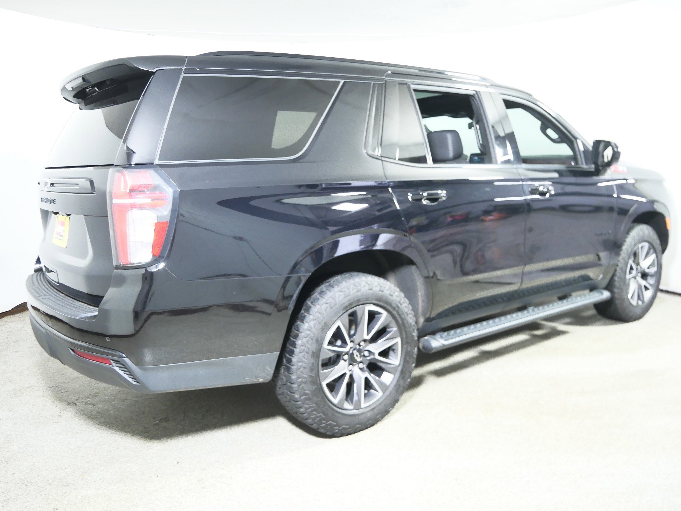 2023 Chevrolet Tahoe Z71 photo 13