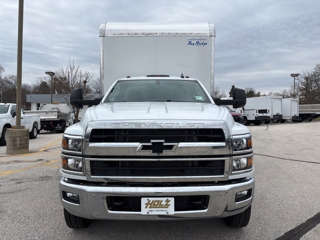 2024 Chevrolet Silverado 6500HD LT photo 5