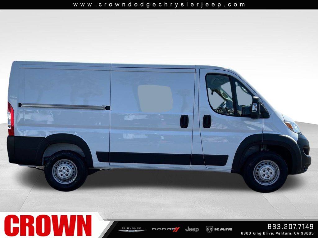 2024 Ram ProMaster 2500 photo 4