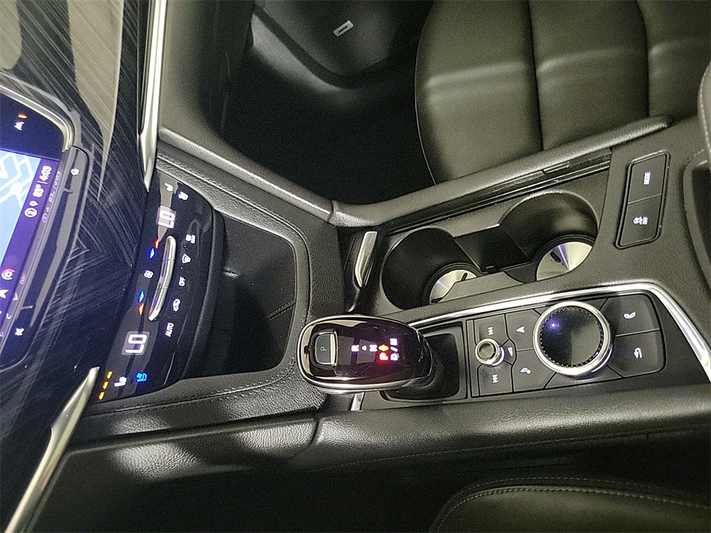 2025 CADILLAC XT6 - Image 21