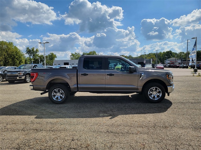 2023 Ford F-150 XLT photo 4