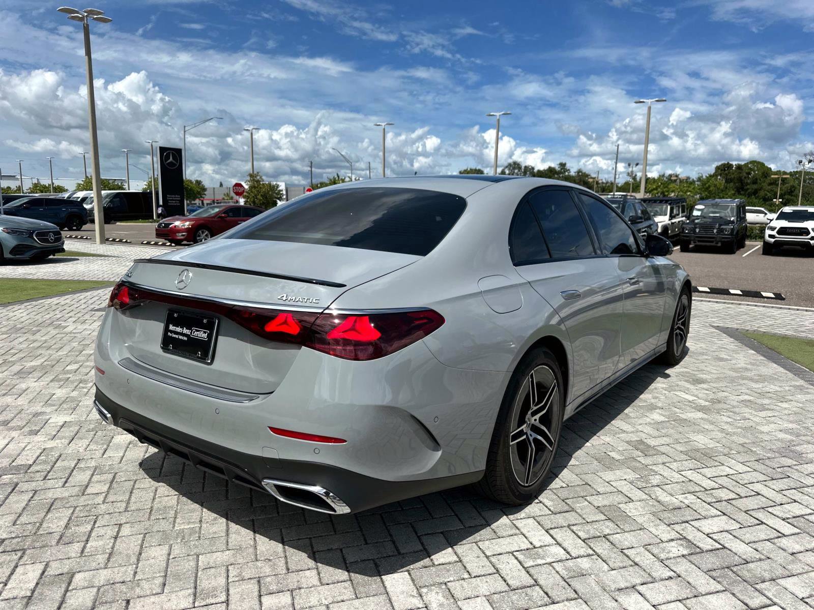 2025 Mercedes Benz E 350 4MATIC Sedan photo 4