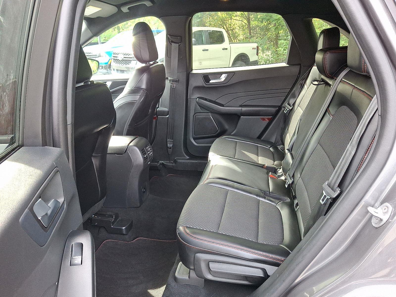 2023 Ford Escape ST-Line photo 10