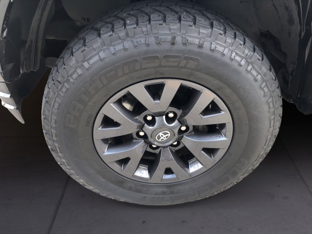 2021 Toyota Tacoma SR5 Double Cab V6 photo 12