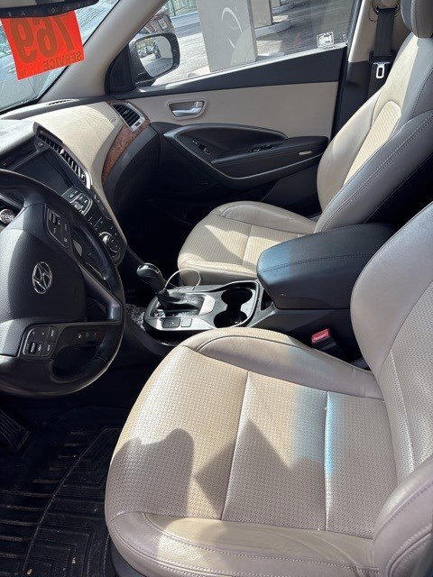 2013 Hyundai Santa Fe Sport photo 2