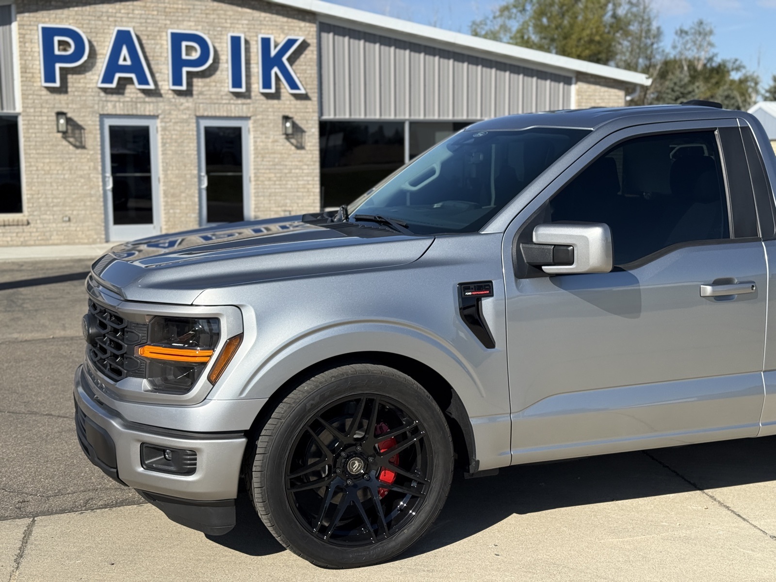 2025 Ford F-150 XL photo 3