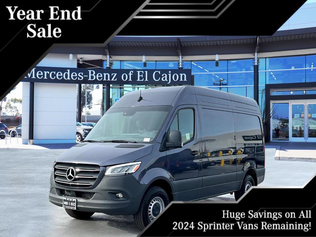 2024 Mercedes-Benz Sprinter Crew Van Base's photo